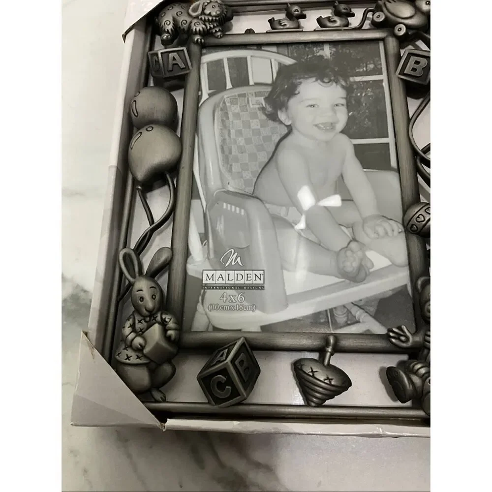 MALDEN Pewter Baby 4x6 Picture Frame